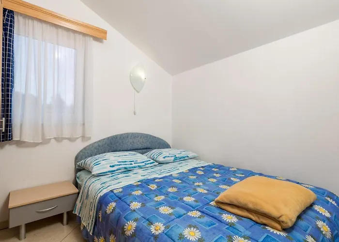 Apartment Stunning In *